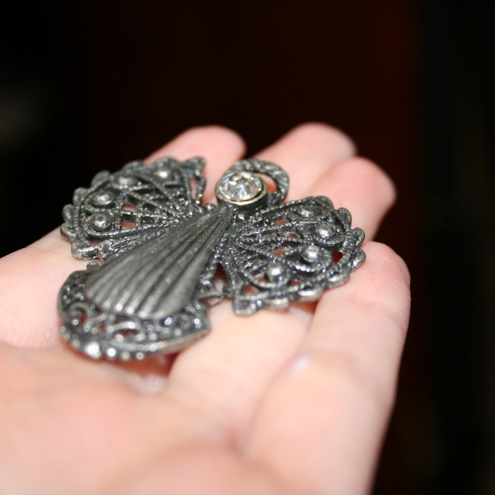 Angel Pendant - Picture 4 of 4